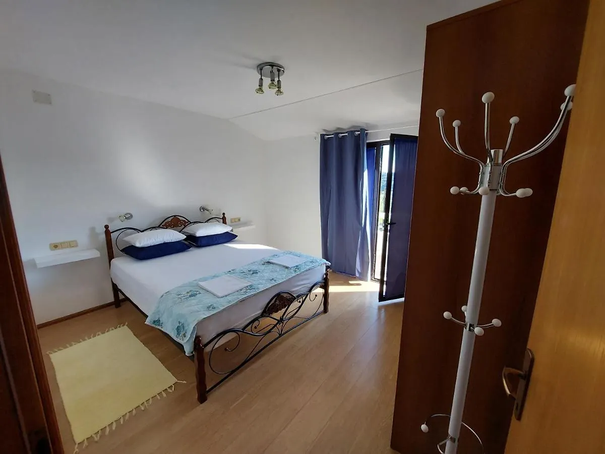 Apartmani Mati Kampor Croácia